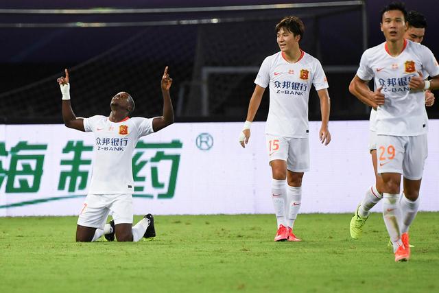 第215期亚洲字母哥？他已比易建联更强！