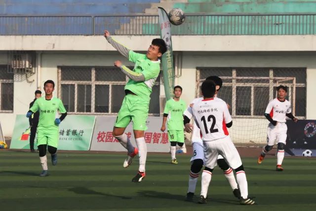 贺希宁17+11深圳胜广厦 邹阳24+10福建负山东