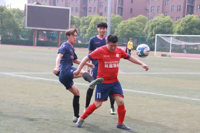 邮报：曼联有意大巴黎门德斯 曾随阿莫林联赛夺冠